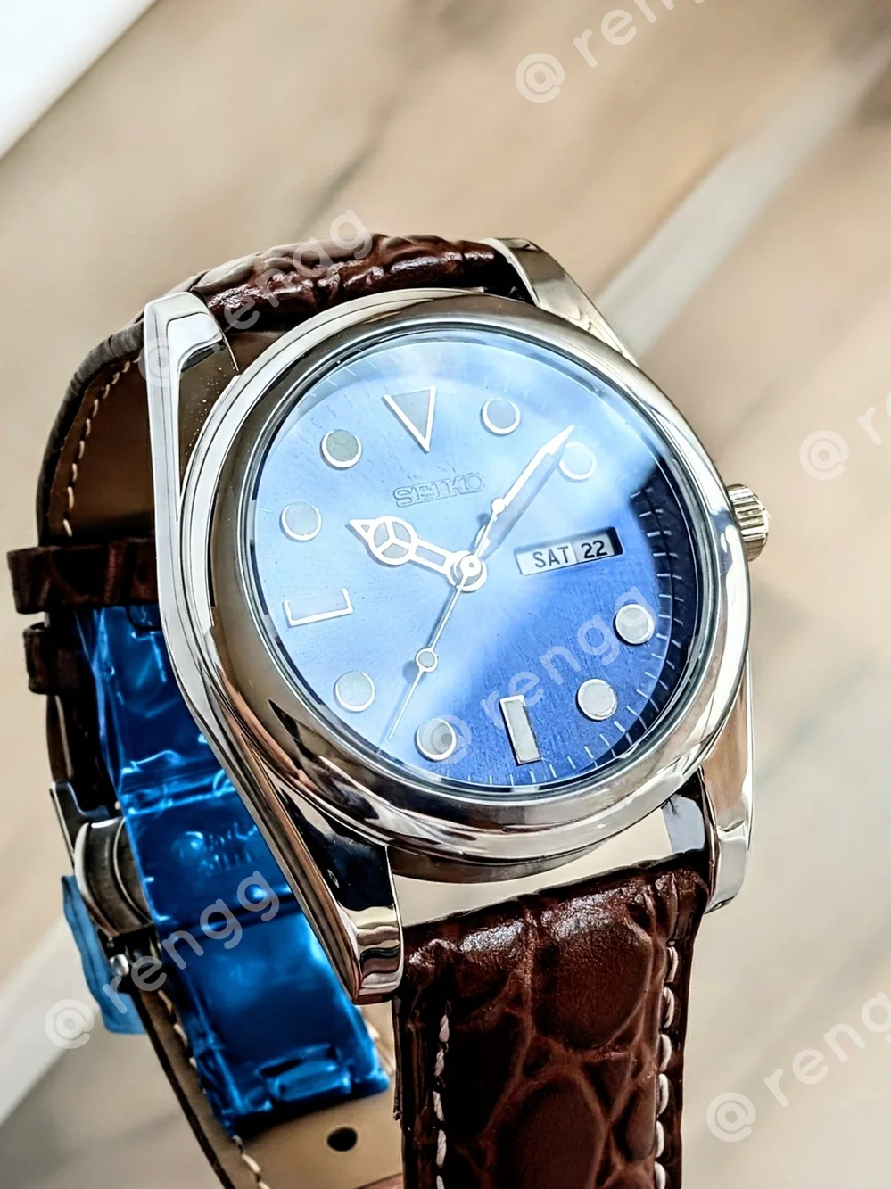 37mm Seiko Blue Dial Brown Leather Strap Mens Mod Dress Watch